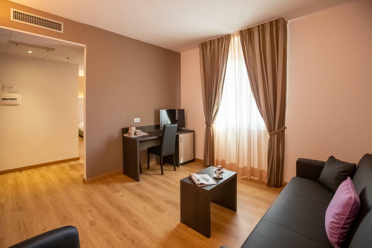 Hotel Lory Chianciano Terme Exterior foto